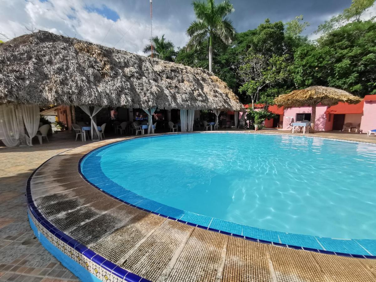 Hotel Doralba Inn Chichen Dış mekan fotoğraf
